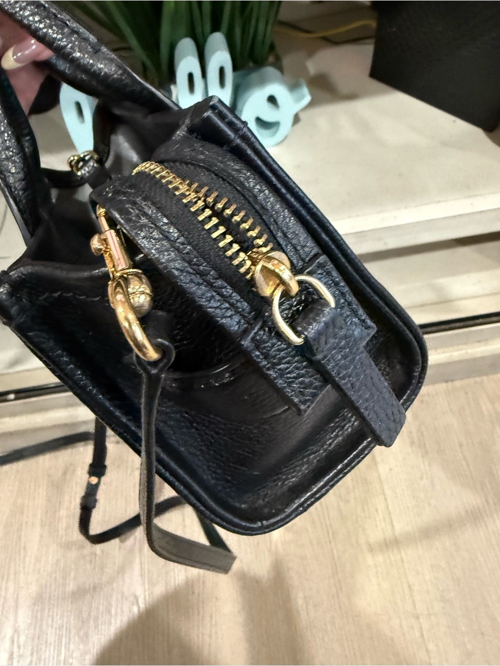 Marc Jacobs - Picture 3 of 9